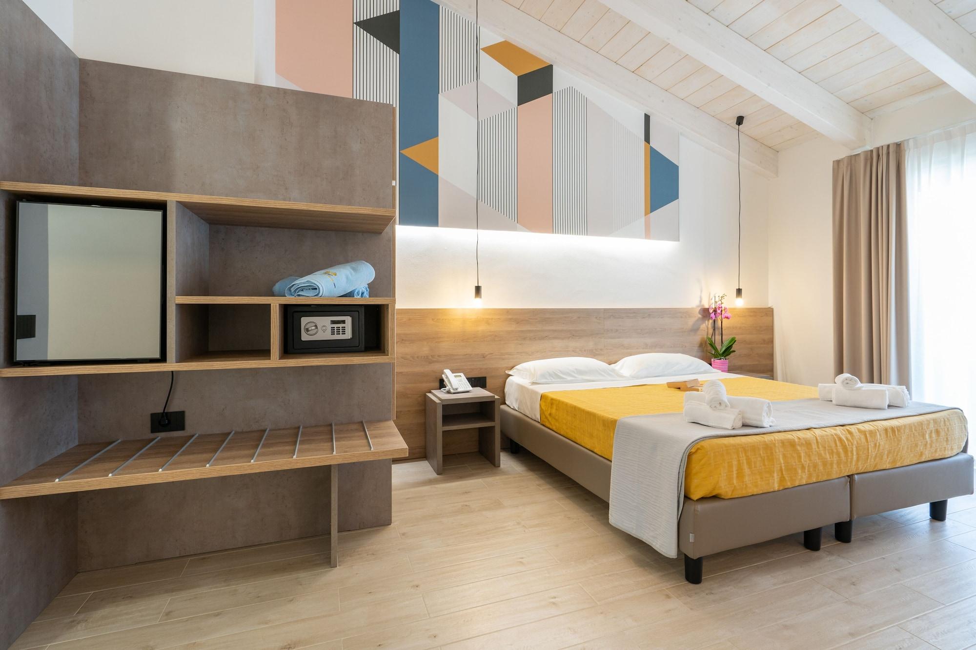 Horizon Hotel Badesi Dış mekan fotoğraf